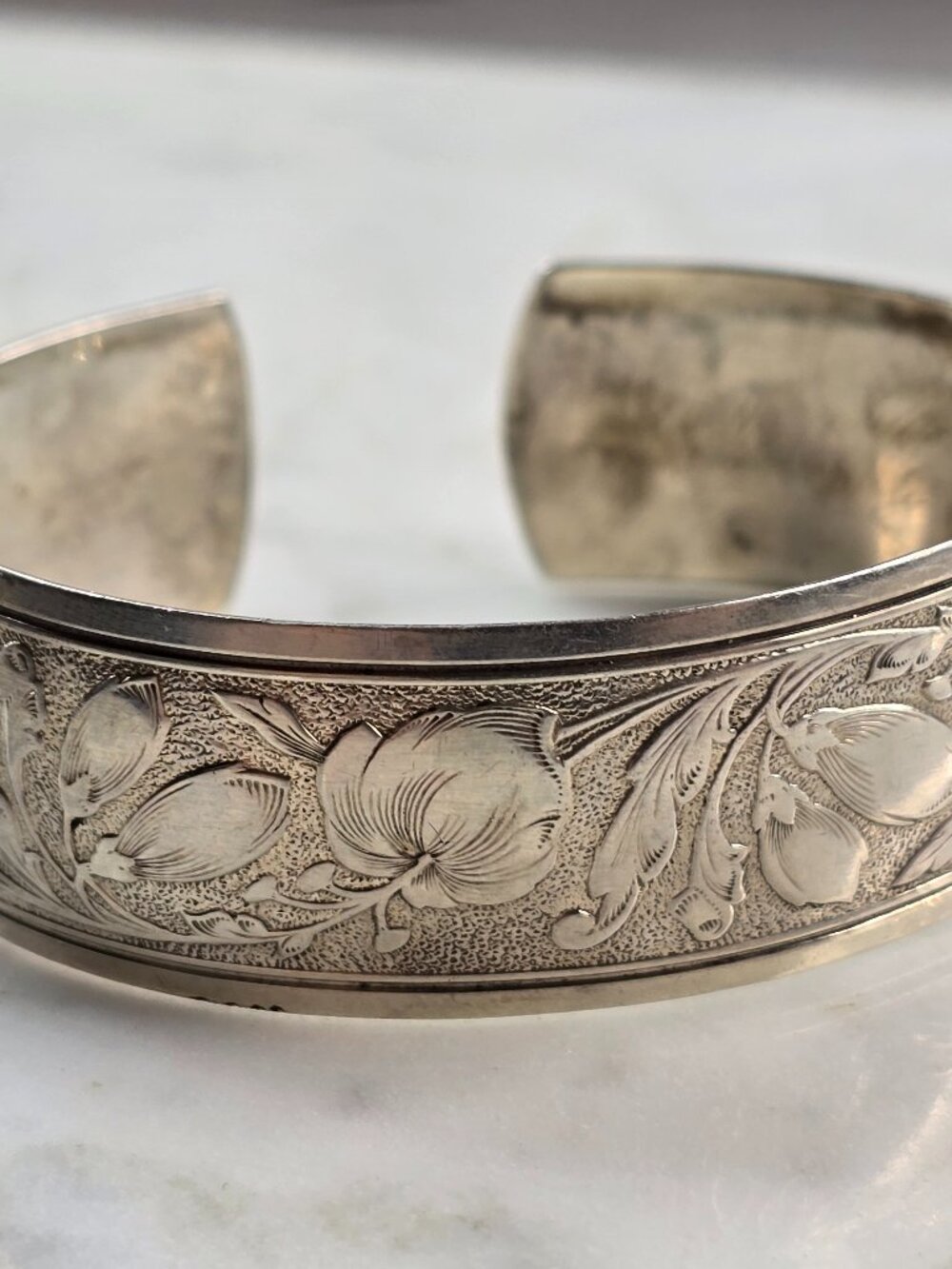 Womens Vintage Estate Sterling Silver Danecraft Floral Cuff Bracelet 18.1g E5199